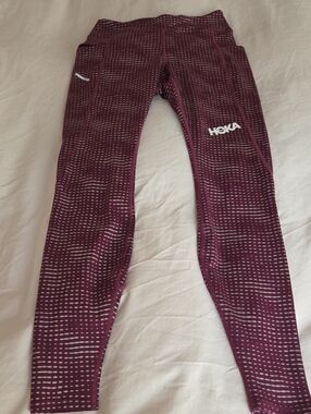 Hoka Tights With Side Pockets.  Women's Small